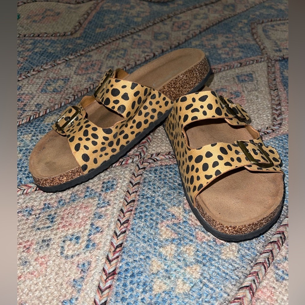Animal print buckle slides - Picture 3 of 3